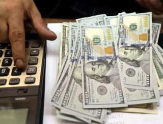 Dólar cai para R$ 5,91 e registra maior queda semanal desde agosto