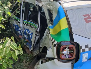 Grave acidente entre viatura policial, moto e caminhão na BR-407 deixa duas pessoas mortas