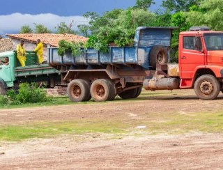 Semar realiza mutirão de limpeza na área de lazer do rio Longá