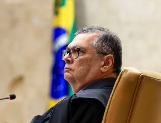 Dino descarta razões que o impeçam de julgar denúncia contra Bolsonaro