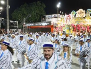 Campeã das escolas de samba do Rio será conhecida nesta quarta-feira