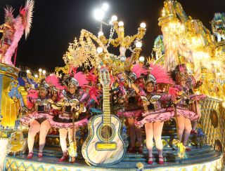 Seis escolas voltam hoje ao Sambódromo do Rio para desfile das campeãs