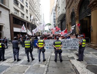 Justiça de SP anula leilões para gestão privada de escolas estaduais