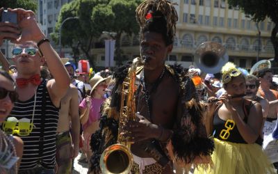 Blocos, bailes e escolas de samba devem reunir 8 milhões no Rio