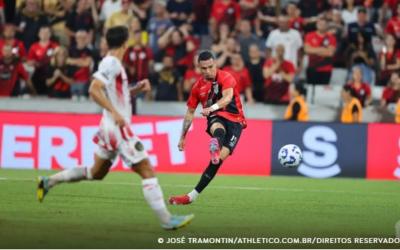 Athletico-PR derrota o Guarany de Bagé e avança na Copa do Brasil